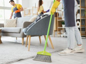 تفسير رؤية تنظيف البيت في المنام للعزباء