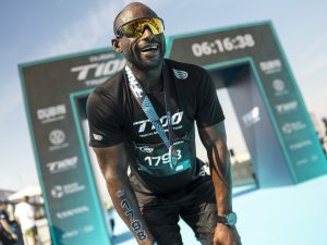 "ترايثلون دبي T100" يُختتم بنجاح قياسي عالمي