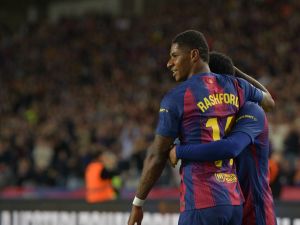 لاعب سابق يحذر النادي من شراء راشفورد