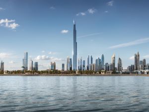 Azizi Developments partners with Al Rostamani Communications for Burj Azizi’s Hanwha Vision CCTV systems