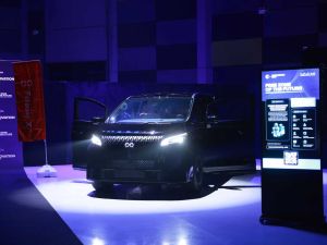 Leaders from FF and FX Attend the Ras Al Khaimah Investment & Business Summit to Advance EAI Mobility Strategy in the Middle East