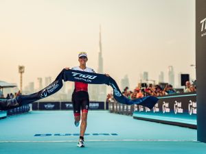 Derron Delivers Dubai Victory as Championship Battle Intensifies Ahead of Qatar Finale