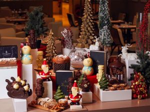 فندق فورسيزونز أبوظبي في جزيرة الماريه يقدّم تجربة "ون جوي" الخاصة بموسم الأعياد 2025 