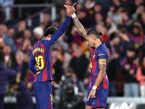 اختبار صعب لبرشلونة في لا سيراميكا لحسم صدارة الليغا