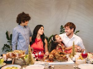 فنادق ومنتجعات إنتركونتيننتال تُطلق تجربة طعام احتفالية في جميع أنحاء الإمارات مع مكافآت مُضاعفة وقوائم طعام موسمية