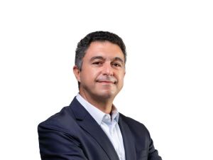 "شنايدر إلكتريك" تمكّن أكثر من 3.5 مليون شخص في الشرق الأوسط وأفريقيا من الحصول على كهرباء نظيفة