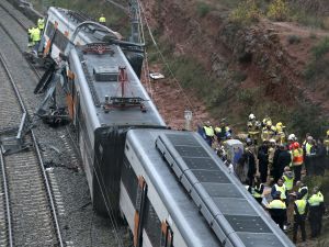 Commuter train hits construction crane near Cartagena in Spain