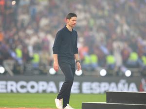 لعنة المدربين الإسبان مستمرة في ريال مدريد بعد رحيل تشابي ألونسو