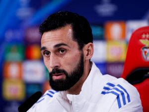 أربيلوا في مأزق فني قبل مواجهة بنفيكا الحاسمة