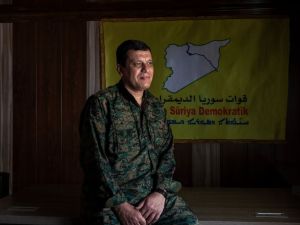 قائد قوات سوريا الديمقراطية "قسد" مظلوم عبدي 
