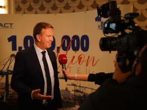 Aqaba Container Terminal Hosts Celebration for Historic Milestone: One Million TEUs Handled in 2025
