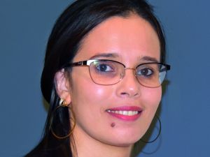 باحثة من وايل كورنيل للطب - قطر تُنسّق نشر كتاب إلكتروني عن زراعة الميكروبات