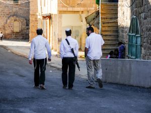 الجيش الإسرائيلي يعتمد المراقبة الإلكترونية لكبح عنف المستوطنين