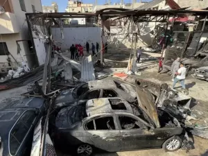 قصف عين الحلوة