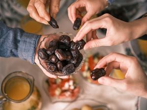 هل للسحور والمتسحر ثواب؟