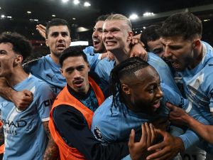 مانشستر سيتي يخطف فوزًا دراميًا من ليفربول