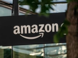 Amazon Builds Momentum Ahead of Q4 Earnings on AWS Strength