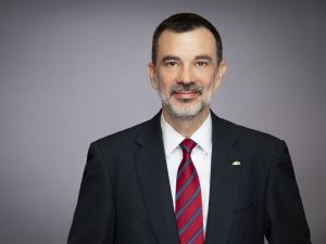 Mashreq Becomes First UAE Bank to Offer Digital Cross-Border Accounts for Non-Resident Pakistanis—With Fee-Free Quick Remit Transfers