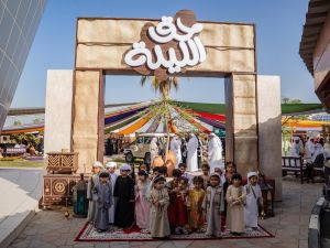 جمارك دبي تحتفي بــ"حق الليلة " في أجواء تراثية تعكس الهوية الإماراتية