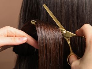 تواريخ قص الشعر بهدف التكثيف والتطويل لشهر مارس 2026