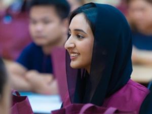 الشيخة شيمة بنت ناصر آل خليفة تُشارك في تحضير 400 وجبة إفطار لتعزيز التكافل الرمضاني