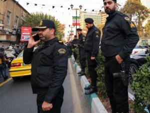 الشرطة الإيرانية