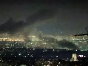 قصف على إيران