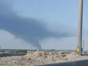 قاعدة بحرية