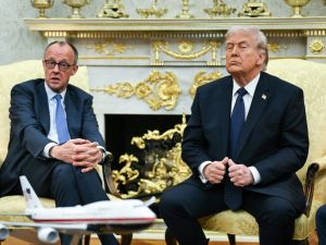 Trump cuts trade ties with Spain over Iran campaign