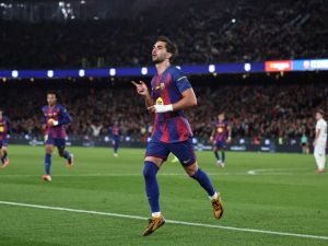 راشفورد أم توريس؟ برشلونة يختار