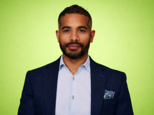 Bitcoin struggles to break $74,000 resistance as ETF inflows rise