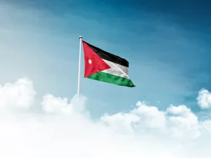 الأردن يغلق أجواءه جزئياً 