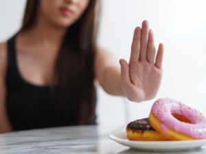 كيف تقللين اشتهاء السكر؟