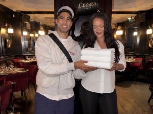 أشرف حكيمي وريهانا