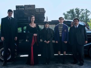 مسلسل وينزداي