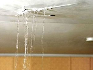 تفسير حلم تسرب الماء من سقف البيت