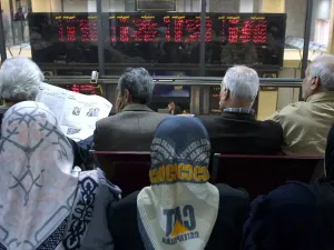 بعد 80 يوماً من التوقف.. إيران تعيد فتح البورصة
