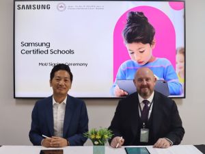 Samsung and Emirates International School Meadows sign MoU to become a Samsung Certified School in the UAE