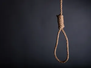 الإعدام شنقًا حتى الموت