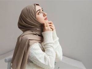 تفسير رؤية الحجاب الملون في المنام