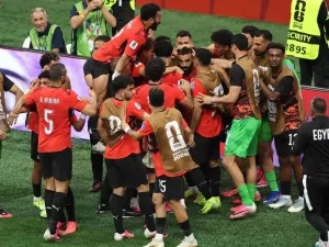 بي سي بليس