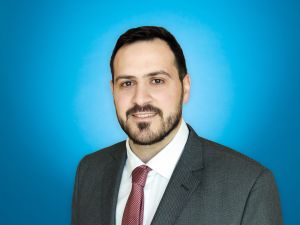 "المركز" يعزز منصة iMarkaz Invest بإتاحة الوصول إلى الأسواق الأمريكية على مدار 24 ساعة