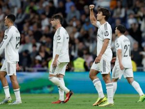 قائمة الأسماء التي تقترب من الرحيل عن ريال مدريد هذا الصيف