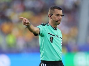 حكم مباراة كولومبيا وغانا اليوم في كأس العالم 2026