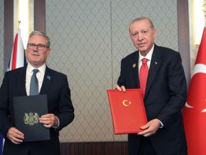 Erdogan with Starmer during Ankara NATO Summit