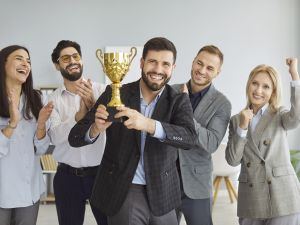 مهارات تضعك في مقدمة الناجحين داخل بيئة عملك
