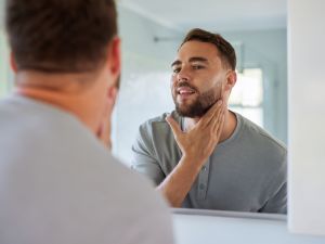 للرجال.. أسرار العناية باللحية في الصيف للحفاظ على مظهر أنيق