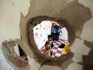 Displaced Yemeni children from the Hodeidah province (AFP)