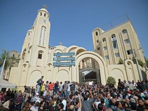 Coptic Christians carry the coffins of victims killed in an attack a day earlier,following a morning ceremony at the Prince Tadros church in Egypt's southern Minya province, on November 3, 2018. (MOHAMED EL-SHAHED / AFP)