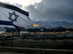 An Israeli flag flutters at Mount of Olives with the Old City of Jerusalem and its Dome of the Rock mosque in the centre, March 27, 2019. (THOMAS COEX / AFP)
 An Israeli flag flutters at Mount of Olives with the Old City of Jerusalem and its Dome of the Rock mosque in the centre, March 27, 2019. (THOMAS COEX / AFP)
